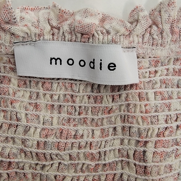 Moodie Mini Skirt XS/S Smocked Waist Ruffle Linen Blend Boho Beachy - Picture 6 of 7